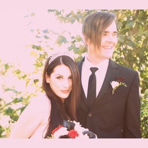 Meet your Posher, Leah & Charles